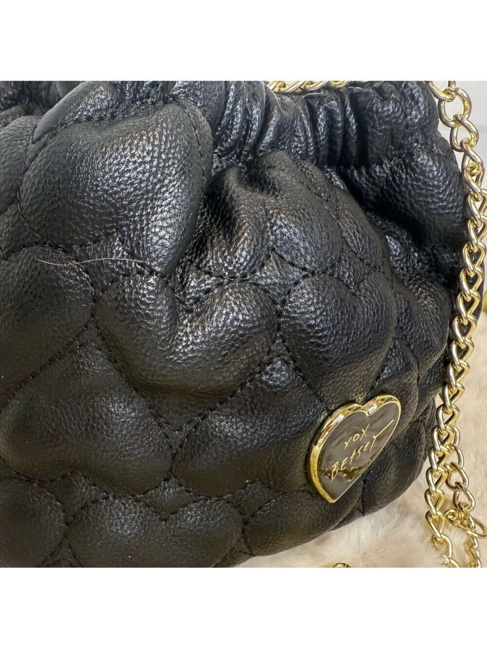 BETSY JOHNSON BLACK HEART QUILTED BAG WITH CHAIN - Picture 3 of 16